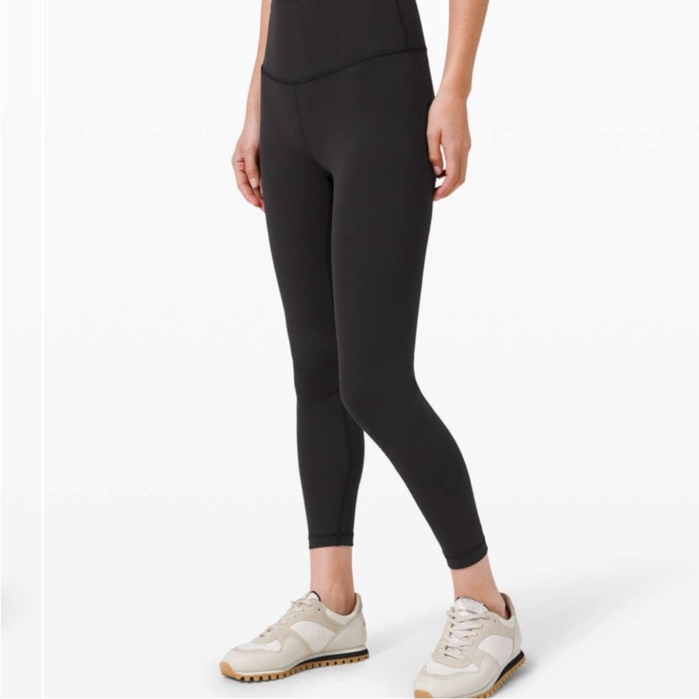 Lululemon Wunder Train HR Tight 25" Size 8